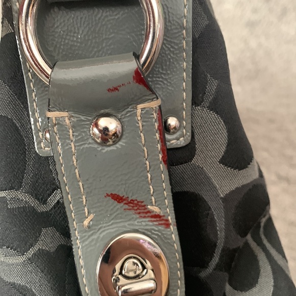 Coach Rare Largest Carly Hobo Bag J0926-F13981 - Picture 6 of 16